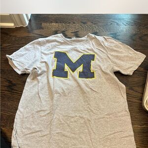 Umich shirt